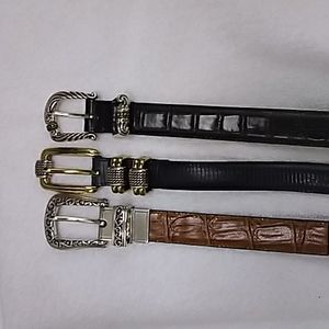 This already sold in a bundle & I cant delete this copy listing